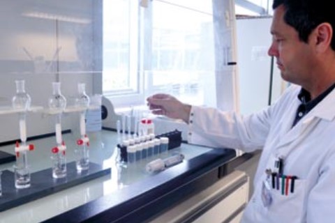 Analyses au sein d'un laboratoire